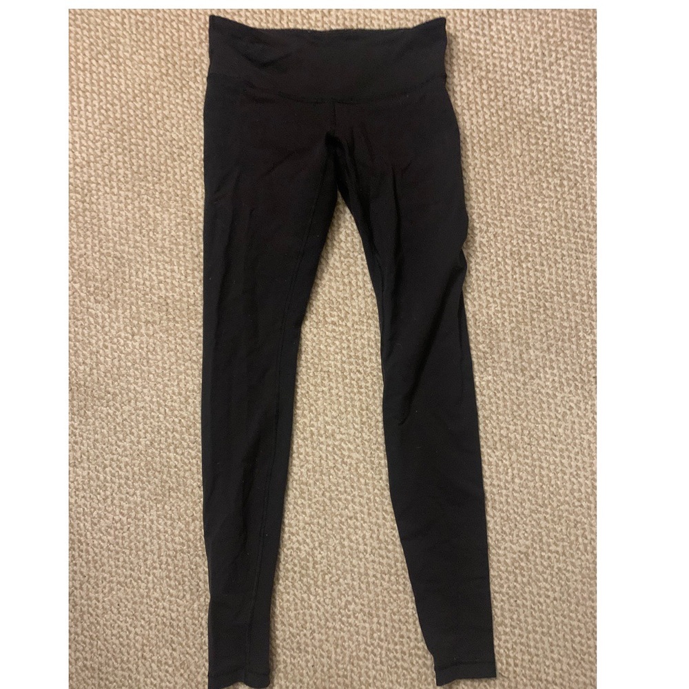 Woman’s lululemon leggings